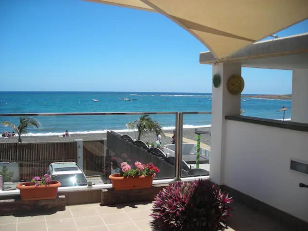 Appartamento Apartamento Con Encanto En La Playa Frente Al Mar "Posada Rent House" Puerto del Rosario  Esterno foto