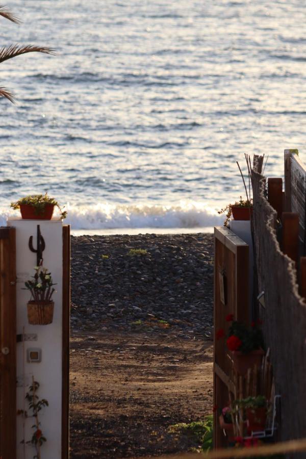 Apartamento Con Encanto En La Playa Frente Al Mar "Posada Rent House" Puerto del Rosario  Esterno foto